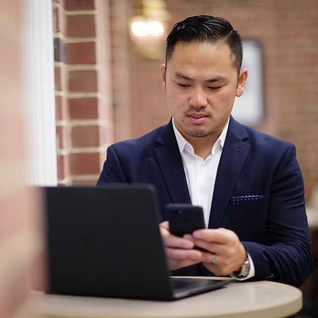 Online students at graduation ceremony